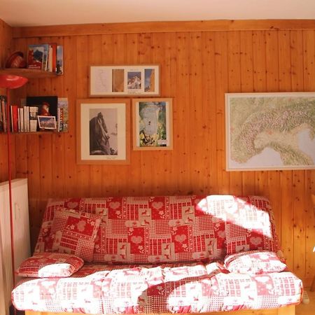 Comfortable Apartment With Terrace In Σαμονί Εξωτερικό φωτογραφία